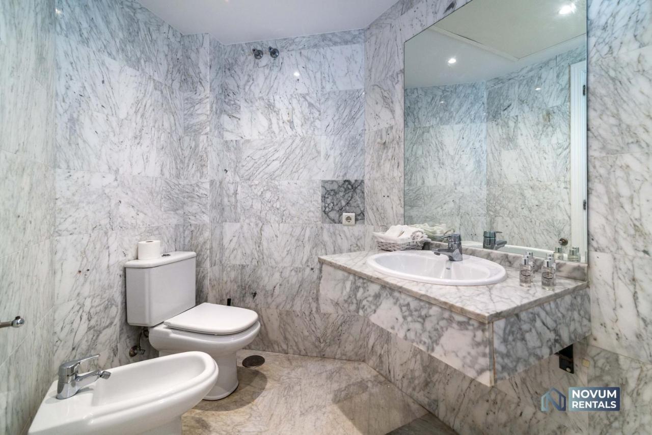 Puerto Banus Finest 2-Bdrm Apt - 50 Metres To Beach Marbella Buitenkant foto